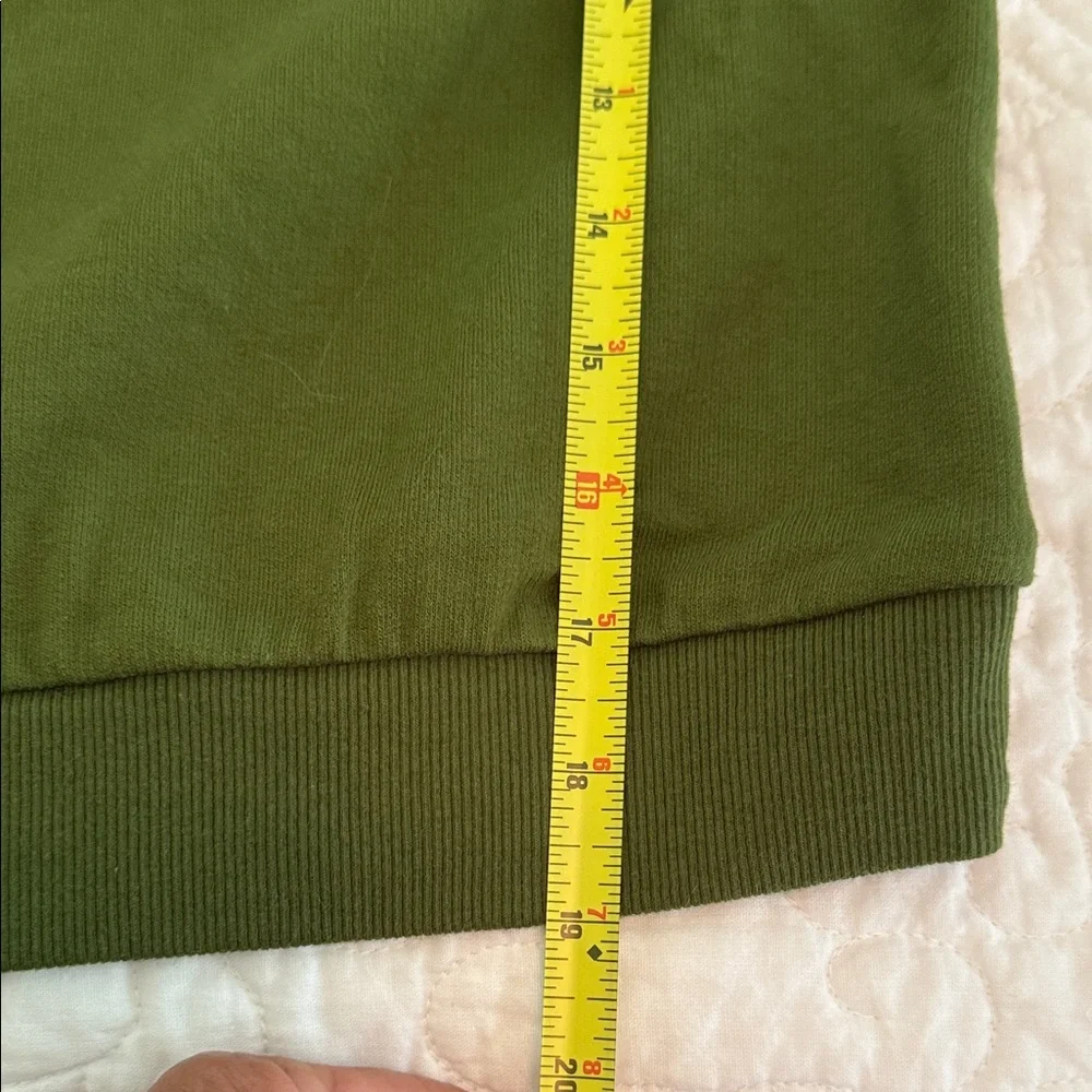 Target Green Kids Lightweight Sweatshirt with Floral Design, size M - 8.
